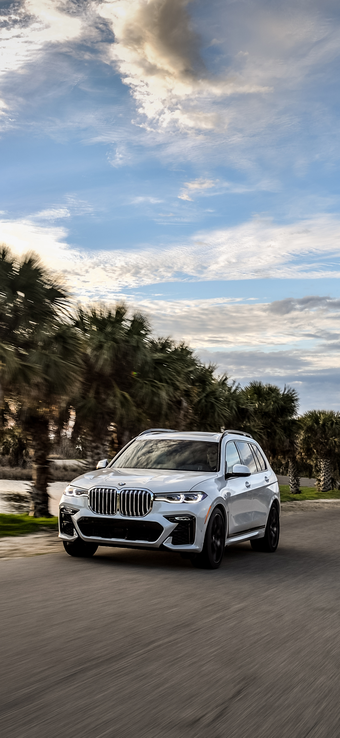 Bmw X7 Iphone X Android 車壁紙 1125 2436 Iphoneチーズ