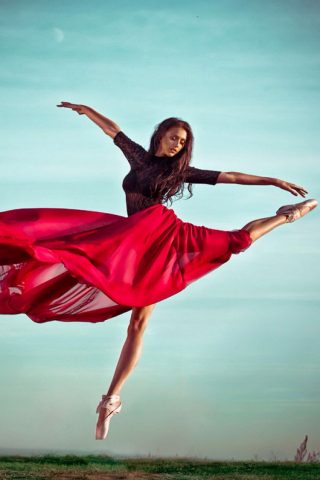 赤いドレスのバレエダンサーの女の子iPhone 6壁紙