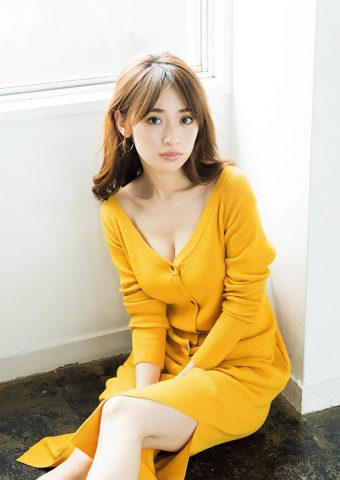 泉里香モデル、女優、歌手iPhone 6/Android壁紙
