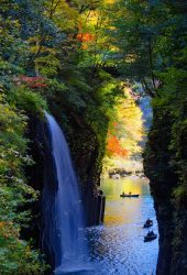 宮崎県高千穂峡の滝iPhone 7/Android壁紙